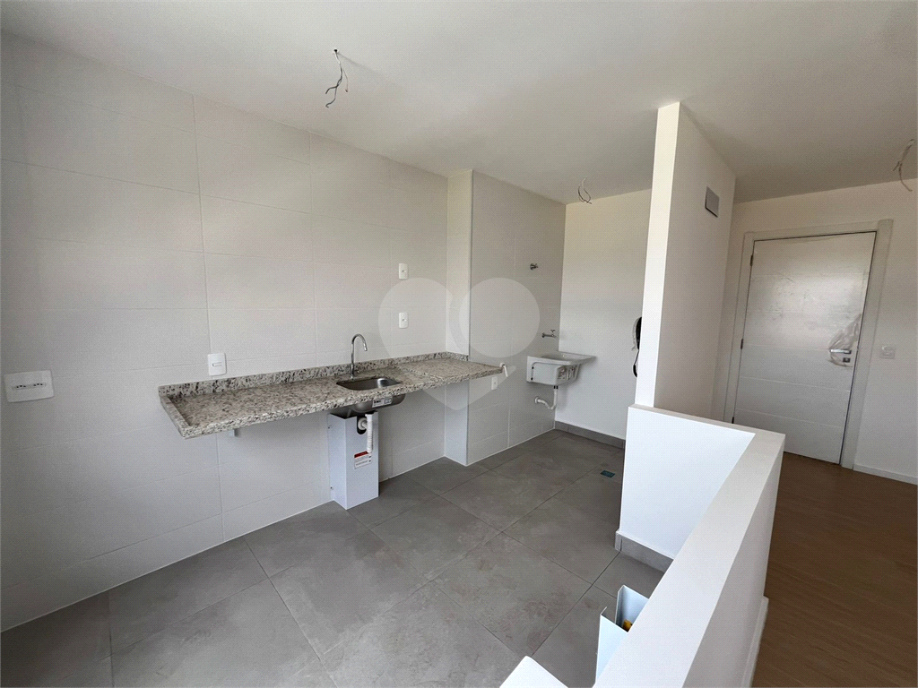 Apartamento à venda com 2 quartos, 64m² - Foto 22