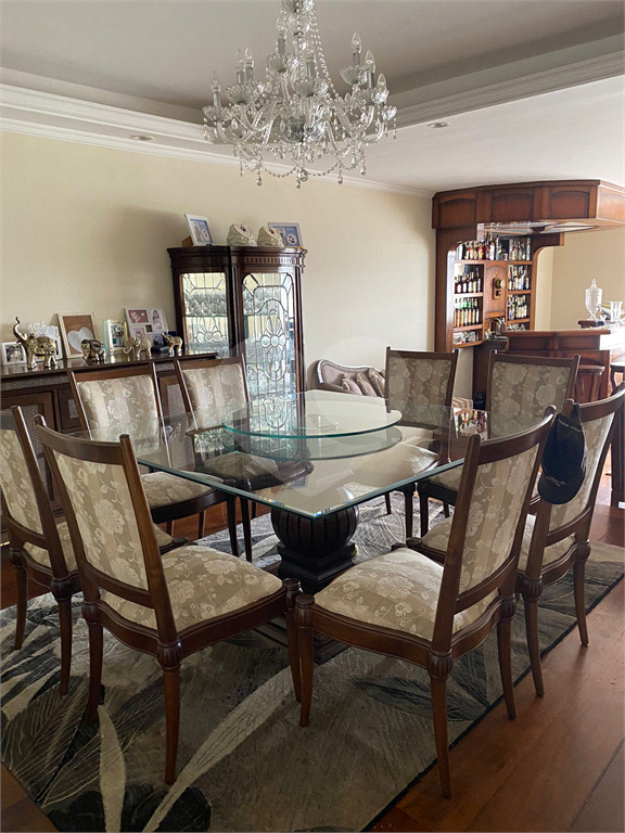 Apartamento a venda no Real Parque- Elegância em Cada Detalhe!