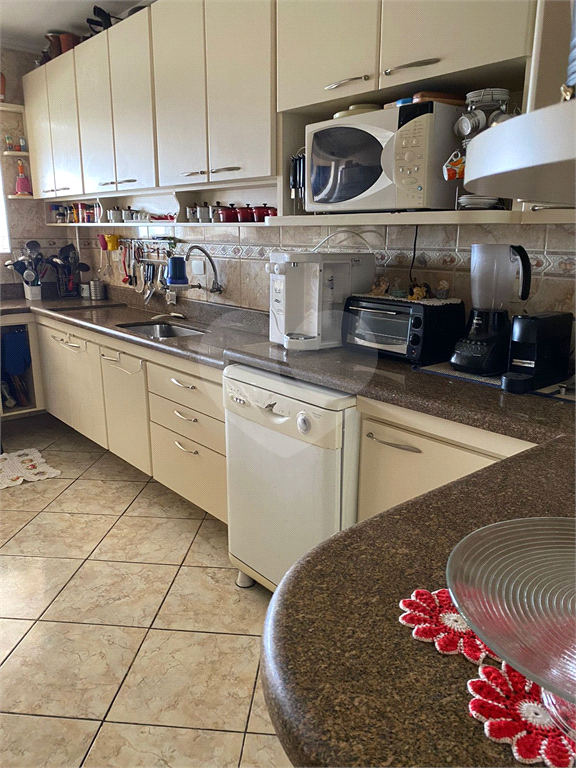 Apartamento a venda no Real Parque- Elegância em Cada Detalhe!