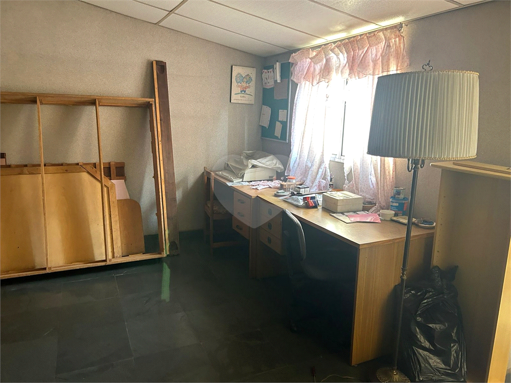 Casa com 117m² de Área Útil em Vila Fechada