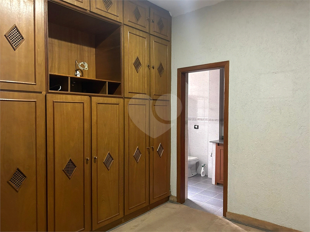 Casa com 117m² de Área Útil em Vila Fechada