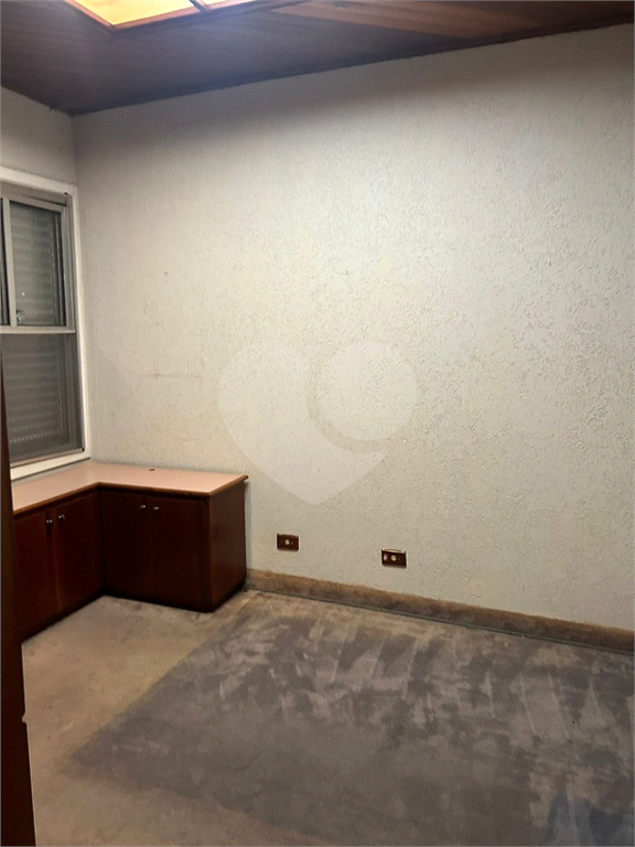 Casa com 117m² de Área Útil em Vila Fechada