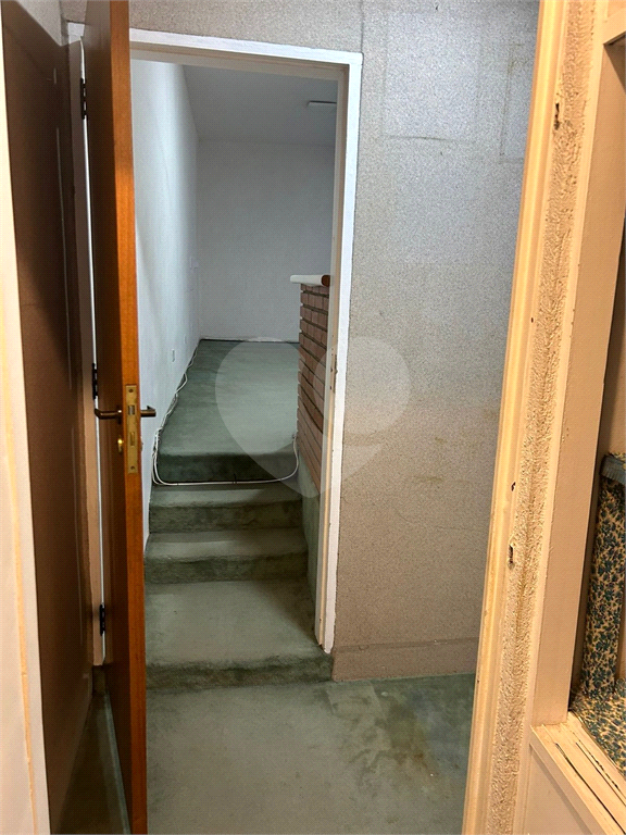 Casa com 117m² de Área Útil em Vila Fechada