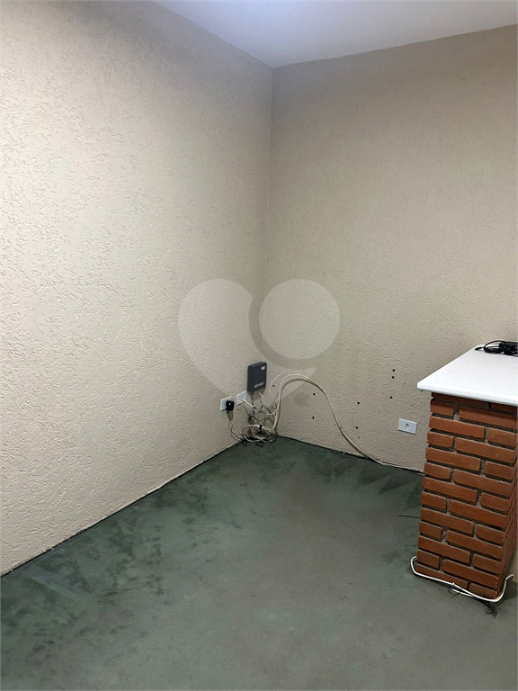 Casa com 117m² de Área Útil em Vila Fechada