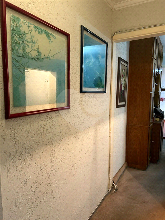 Casa com 117m² de Área Útil em Vila Fechada