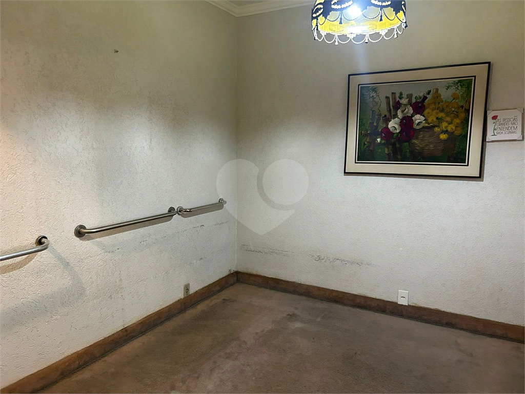 Casa com 117m² de Área Útil em Vila Fechada