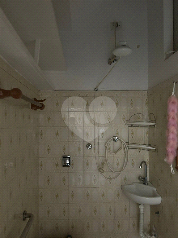 Casa com 117m² de Área Útil em Vila Fechada