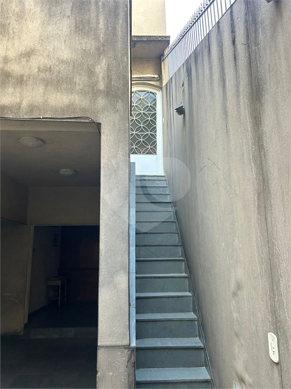 Casa com 117m² de Área Útil em Vila Fechada