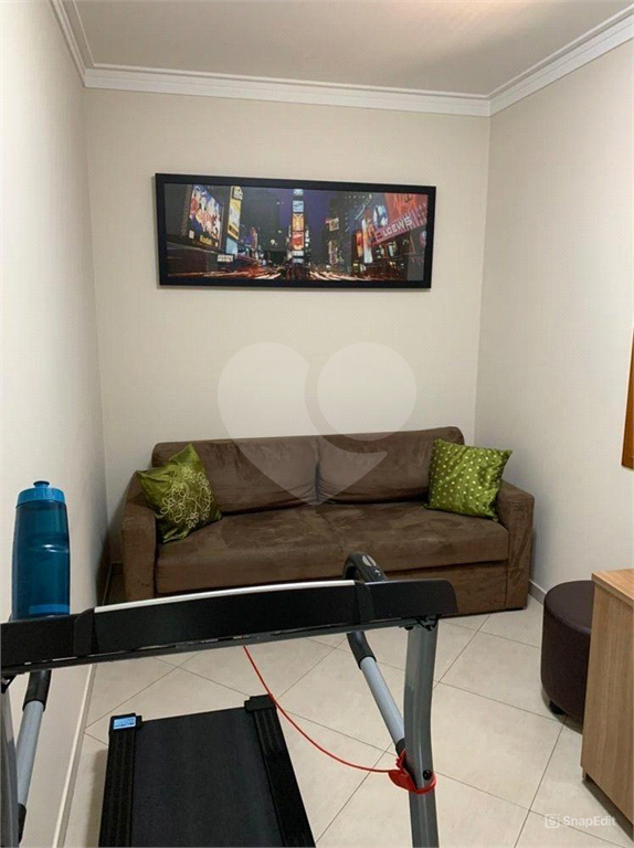 Sobrado com 4 dorms, 2 suítes, 4 vagas, 240m2 no Parque São Domingos