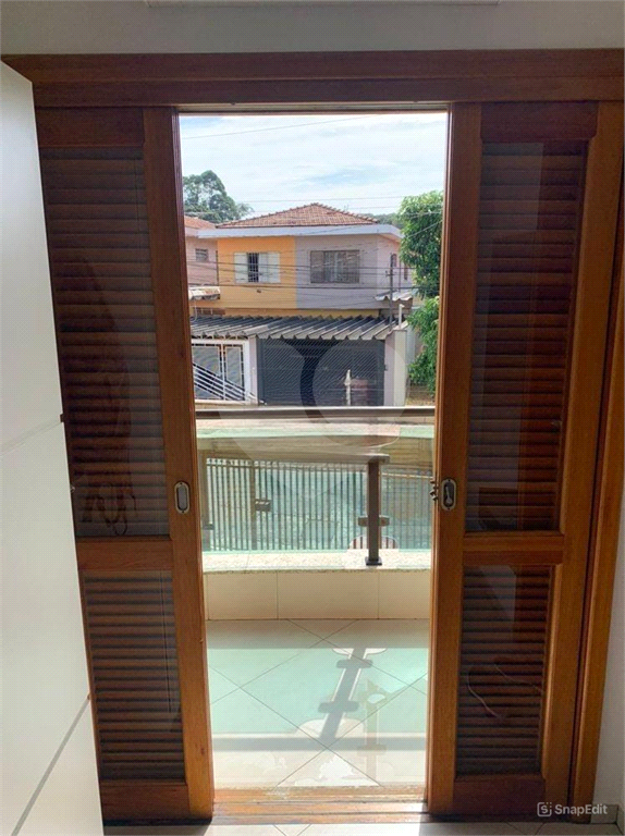 Sobrado com 4 dorms, 2 suítes, 4 vagas, 240m2 no Parque São Domingos