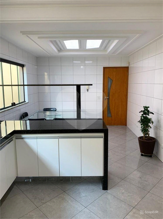 Sobrado com 4 dorms, 2 suítes, 4 vagas, 240m2 no Parque São Domingos