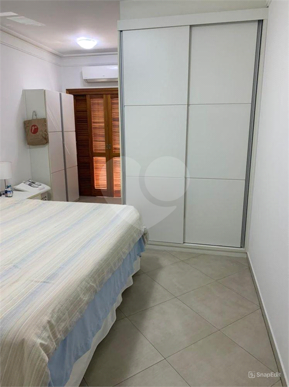 Sobrado com 4 dorms, 2 suítes, 4 vagas, 240m2 no Parque São Domingos