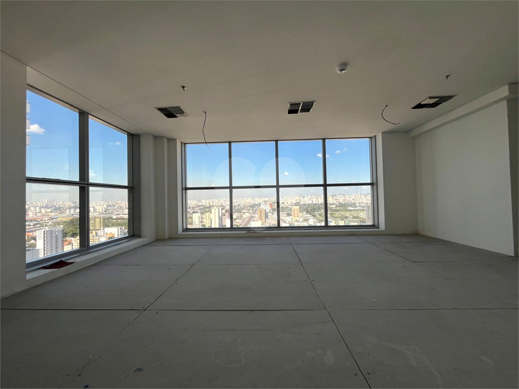 Salas Comerciais Integradas no Edifício Brasília Corporate – Santana