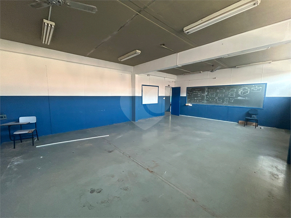 Prédio Inteiro para alugar, 1142m² - Foto 15