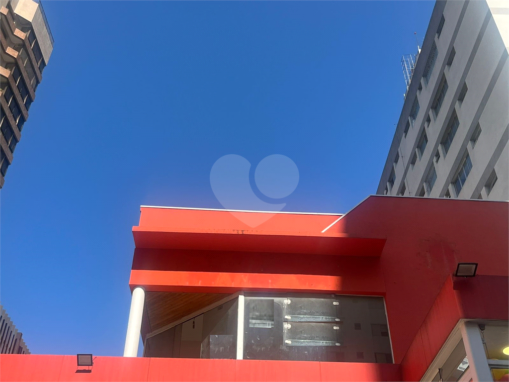 Sobreloja para Locação Comercial – Santana (não é o prédio inteiro)