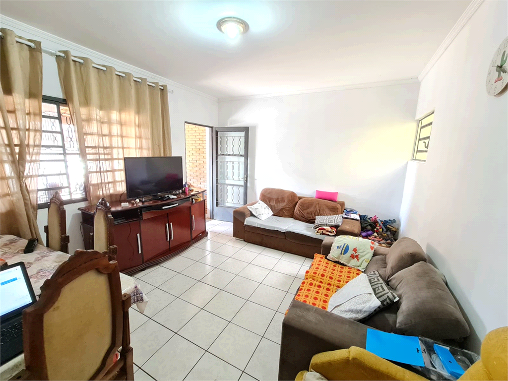 Sobrado à venda com 3 quartos, 175m² - Foto 24