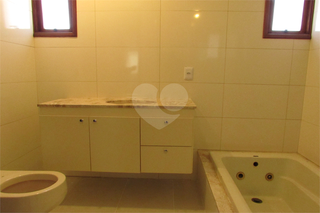 Casa, 4 quartos, 320 m² - Foto 19