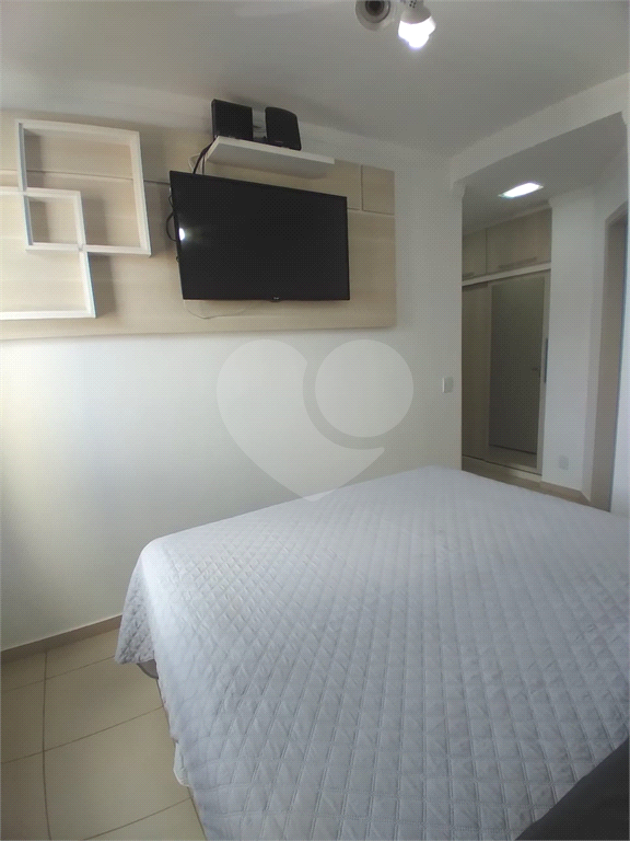 Apartamento à venda com 3 quartos, 85m² - Foto 9