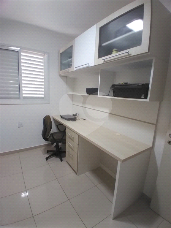 Apartamento à venda com 3 quartos, 85m² - Foto 18