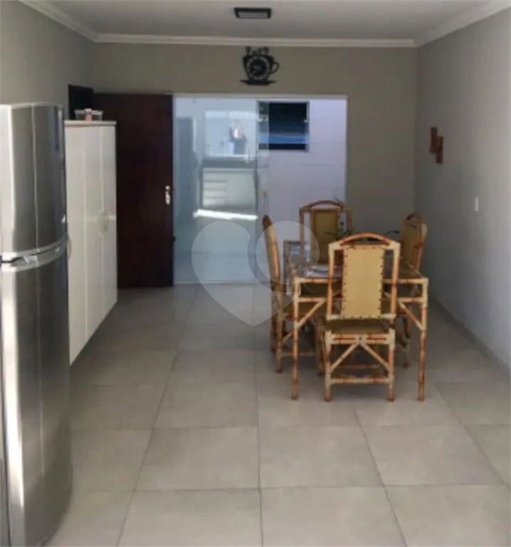 Casa à venda com 3 quartos, 167m² - Foto 8