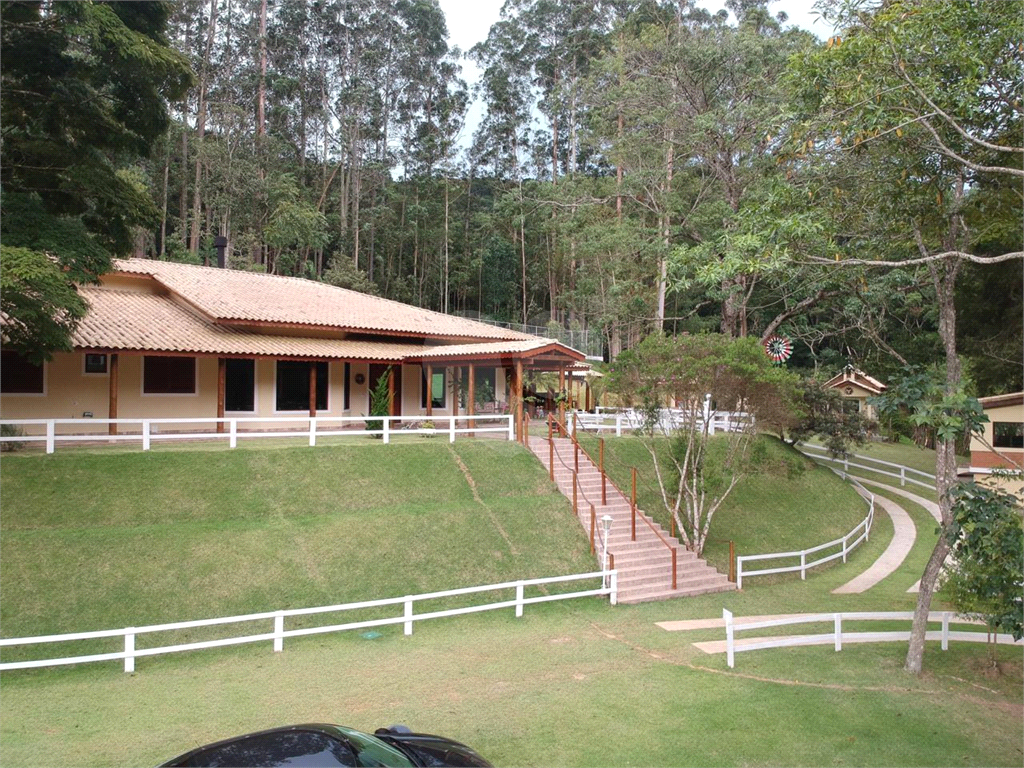 CHÁCARA EM ATIBAIA
