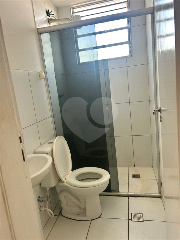 Apartamento à venda com 2 quartos, 45m² - Foto 3