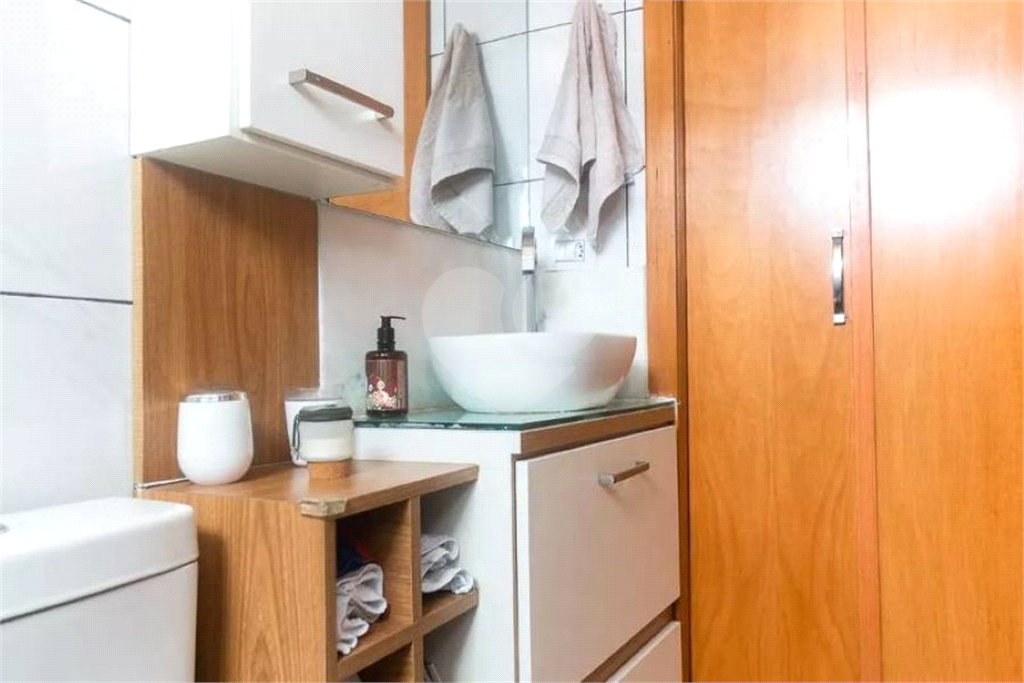 Apartamento à Venda 66m²| 2 Dormitórios com 1 Suíte| Varanda| 1 Vaga| Parada Inglesa