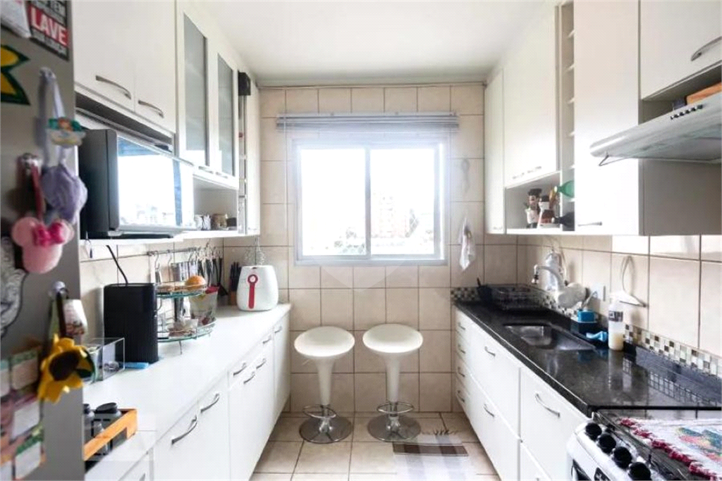 Apartamento à Venda 66m²| 2 Dormitórios com 1 Suíte| Varanda| 1 Vaga| Parada Inglesa