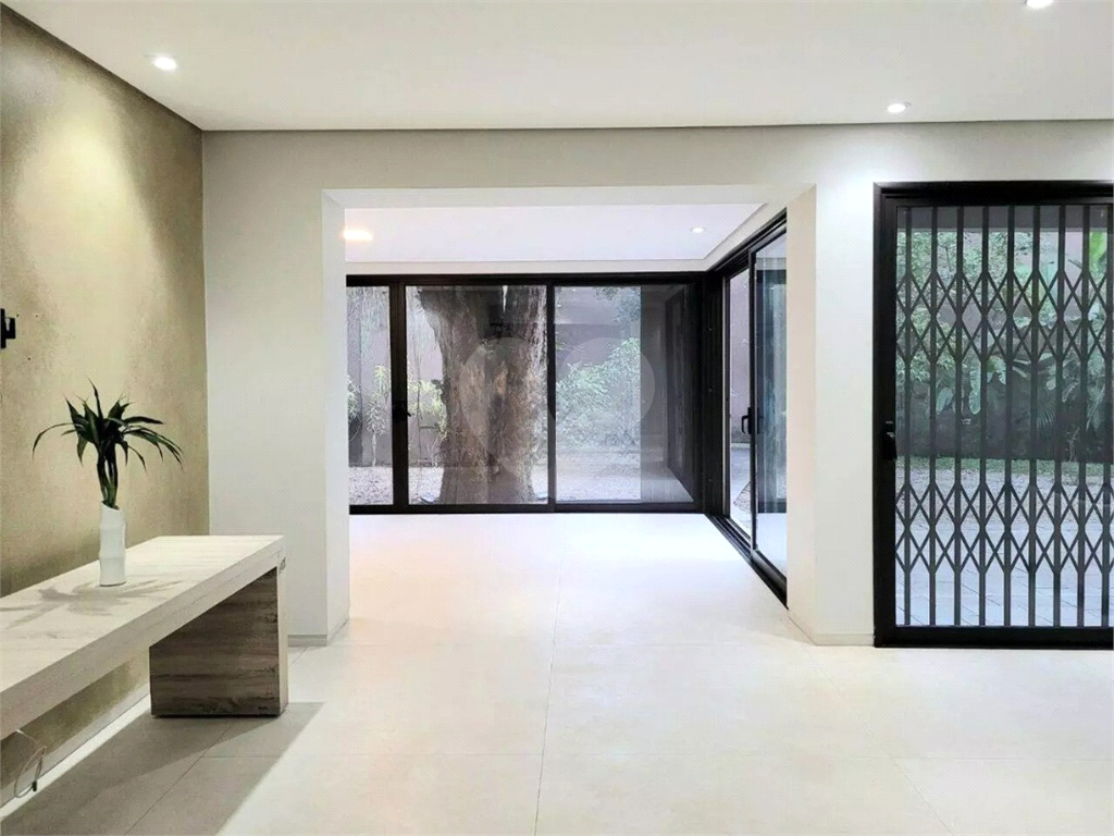 Casa à venda, 420M², 04 suítes, 07vagas de garagem no Brooklin 