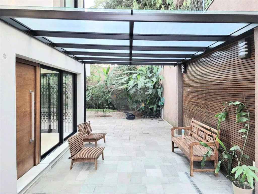 Casa à venda, 420M², 04 suítes, 07vagas de garagem no Brooklin 
