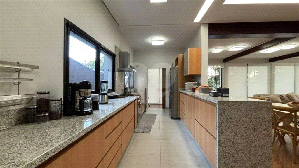 Casa à venda, 420M², 04 suítes, 07vagas de garagem no Brooklin 