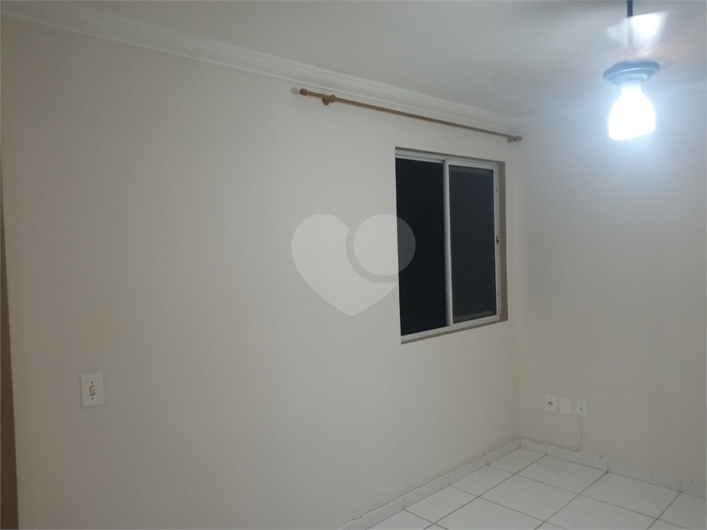 Apartamento à venda com 2 quartos, 42m² - Foto 21