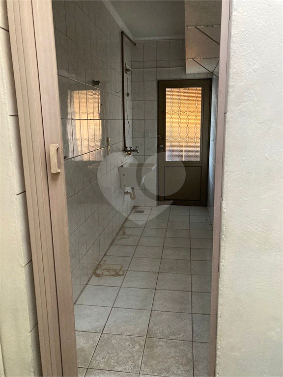 Casa à venda e aluguel com 2 quartos, 130m² - Foto 11