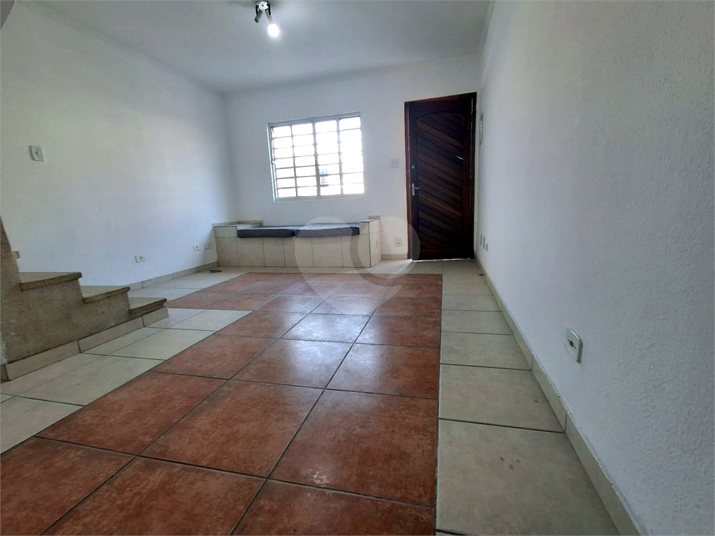 Sobrado à venda com 2 quartos, 140m² - Foto 3