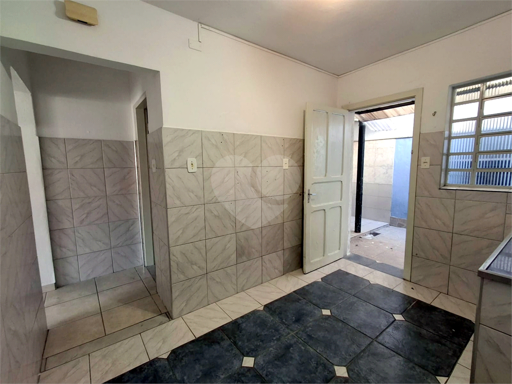 Sobrado à venda com 2 quartos, 140m² - Foto 13