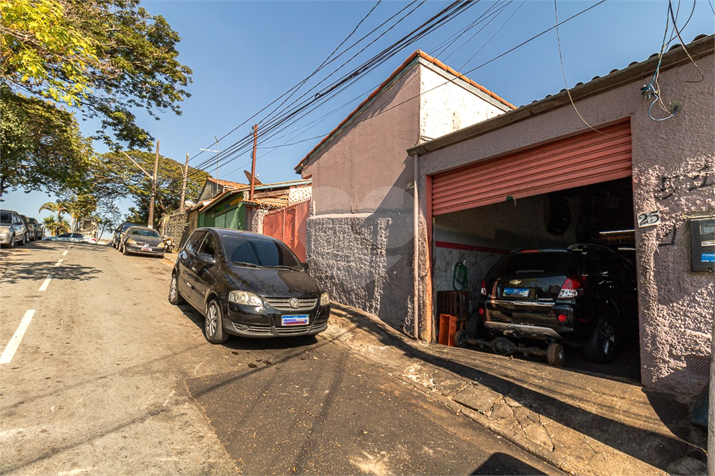 TERRENO COM 4 CASAS E 4 VAGAS À VENDA EM TINGIDOR/ EMBU DAS ARTES-SP.