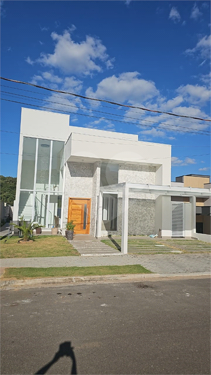 Casa de Condomínio à venda com 4 quartos, 222m² - Foto 33