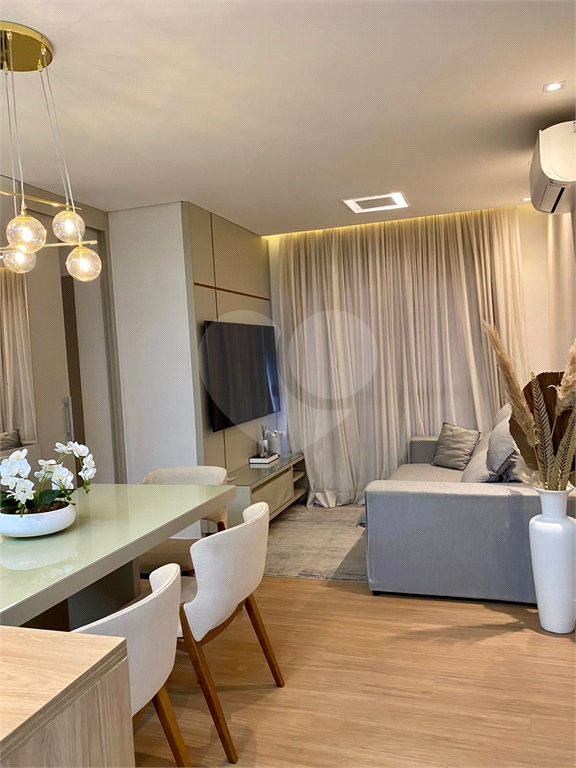 Apartamento à venda com 3 quartos, 56m² - Foto 2