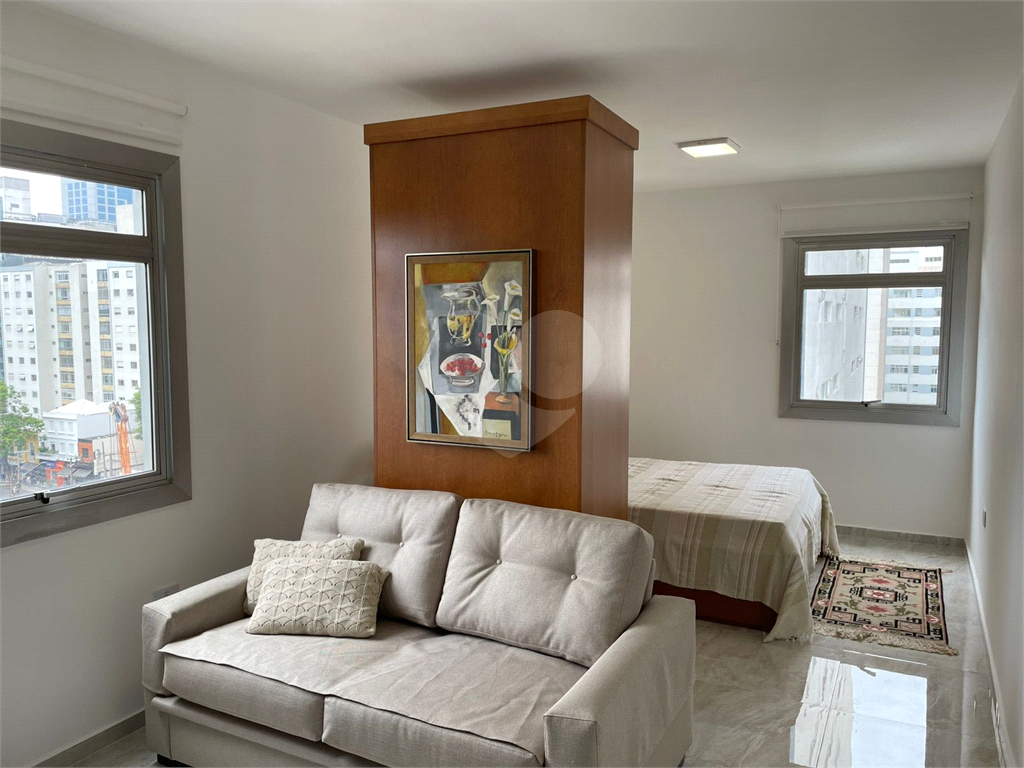 APARTAMENTO em JARDIM PAULISTA