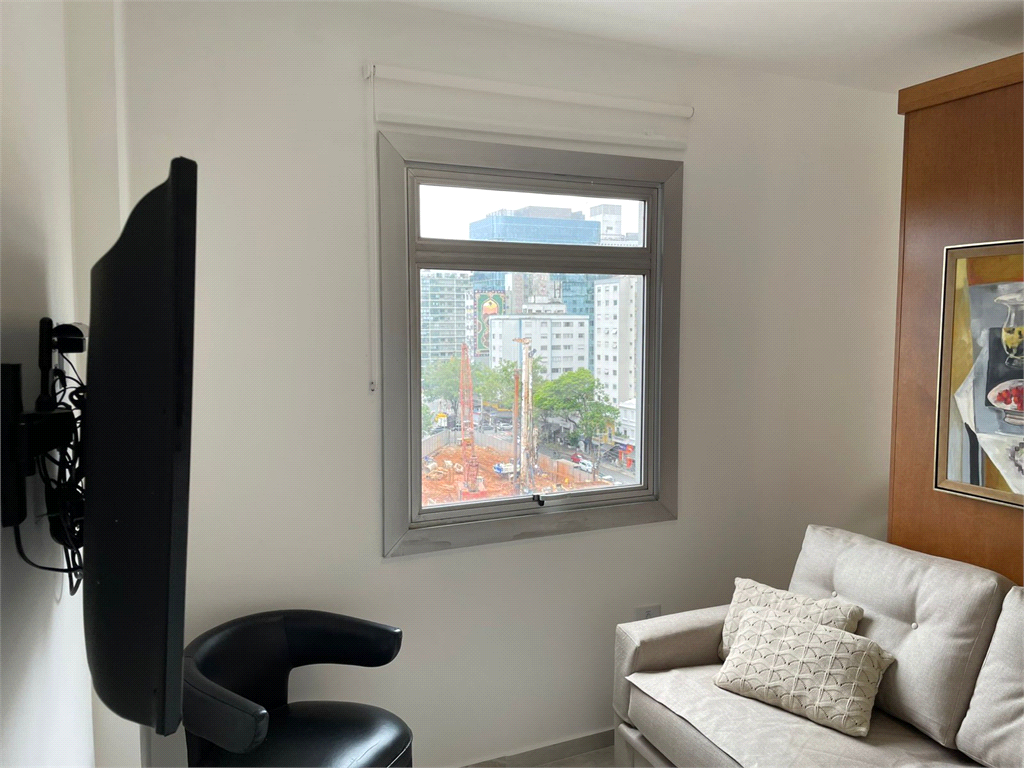 APARTAMENTO em JARDIM PAULISTA