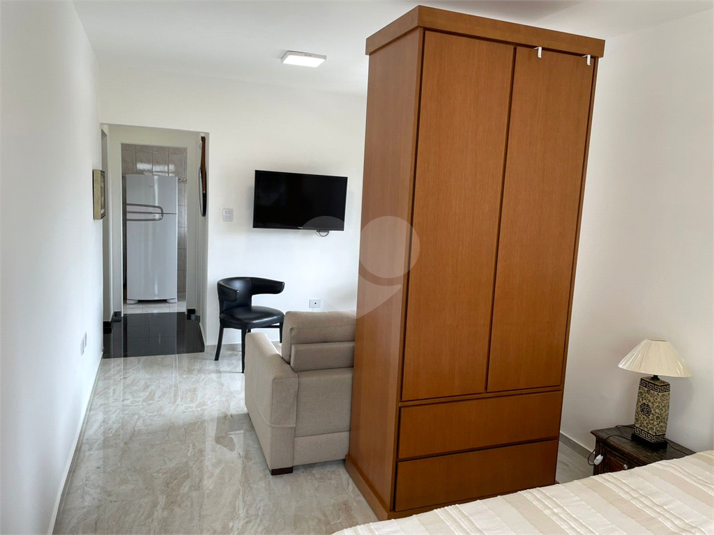 APARTAMENTO em JARDIM PAULISTA