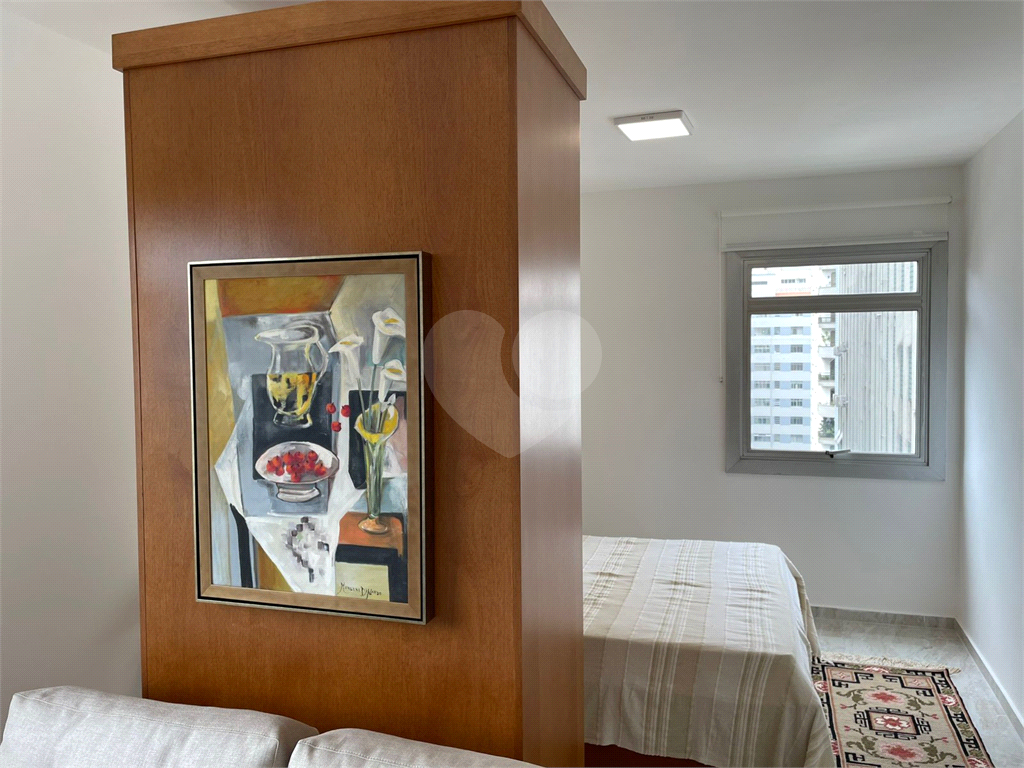 APARTAMENTO em JARDIM PAULISTA