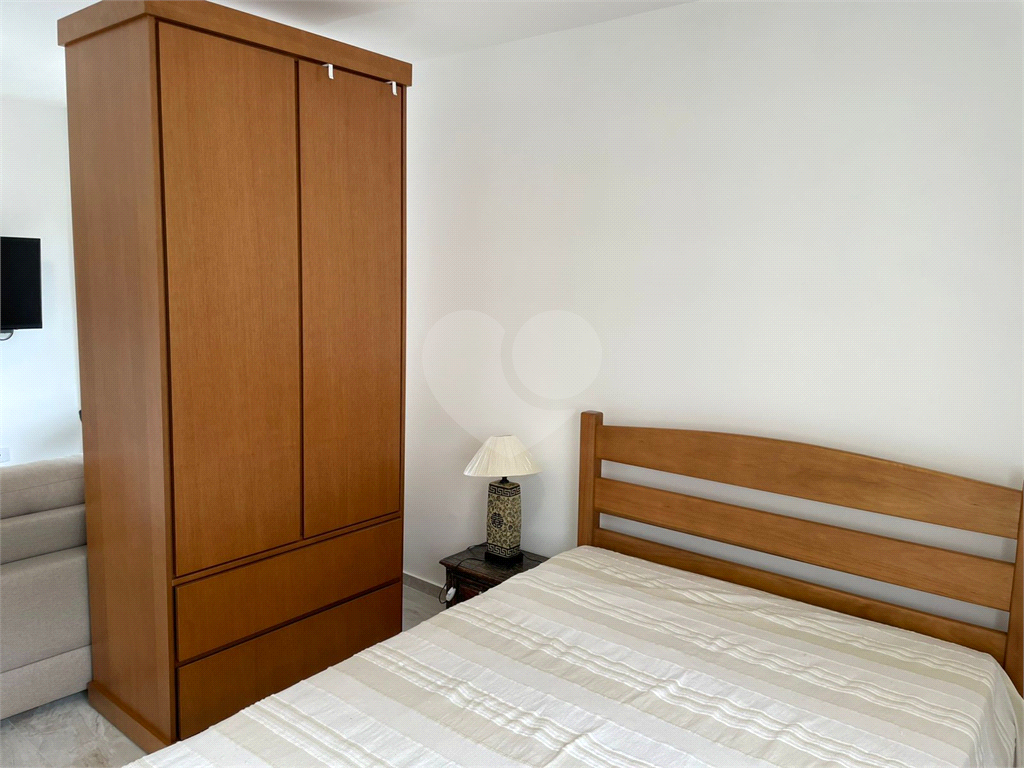 APARTAMENTO em JARDIM PAULISTA