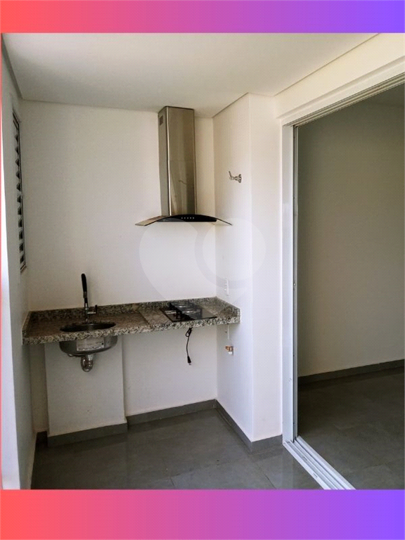 Apartamento à venda com 2 quartos, 70m² - Foto 27