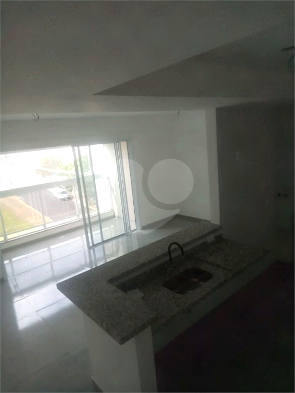 Apartamento à venda com 2 quartos, 70m² - Foto 14