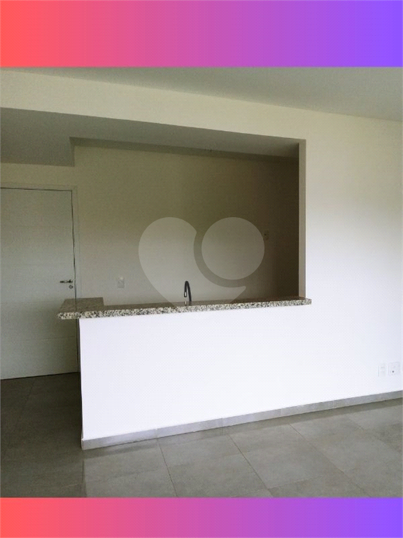 Apartamento à venda com 2 quartos, 70m² - Foto 13