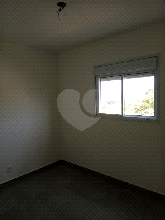 Apartamento à venda com 2 quartos, 70m² - Foto 17