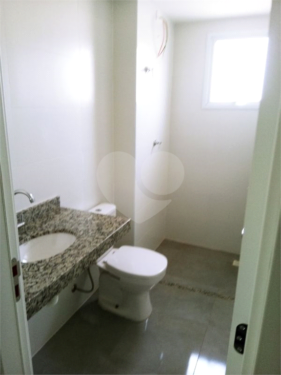 Apartamento à venda com 2 quartos, 70m² - Foto 20