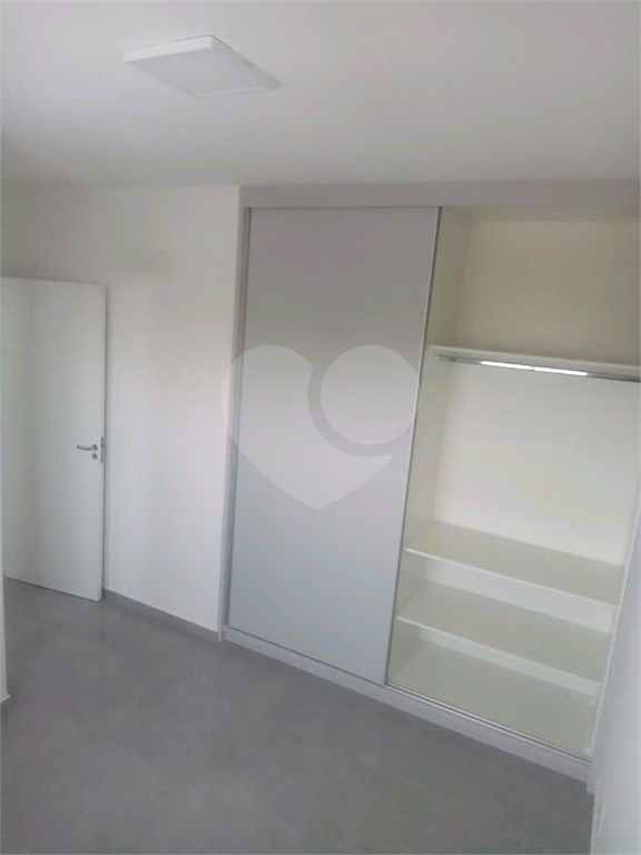 Apartamento à venda com 2 quartos, 70m² - Foto 17