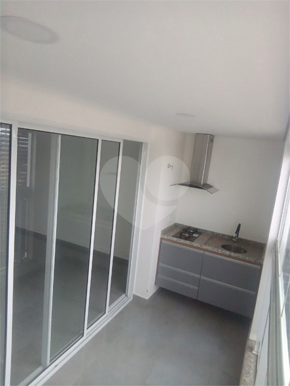 Apartamento à venda com 2 quartos, 70m² - Foto 15